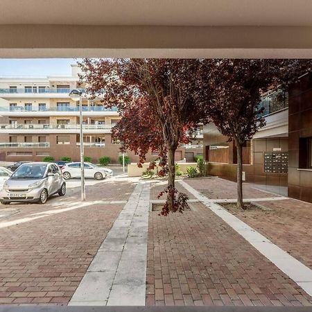 Charmoso Apartamento Sacavem Luaran gambar