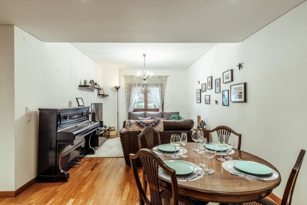 Charmoso Apartamento Sacavem Luaran gambar