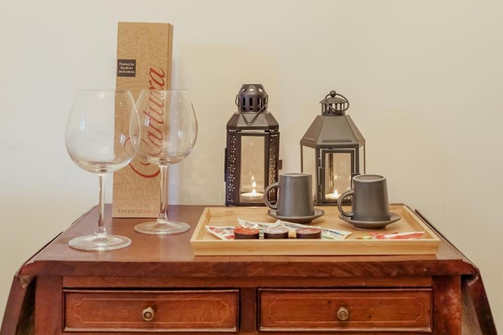 Charmoso Apartamento Sacavem Luaran gambar
