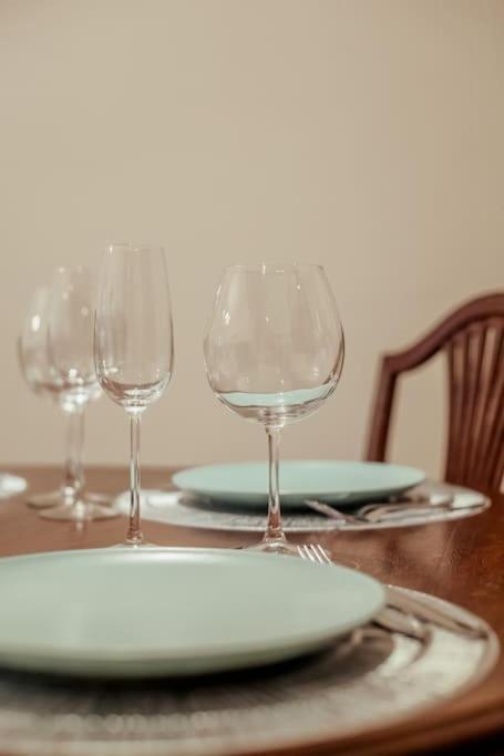 Charmoso Apartamento Sacavem Luaran gambar