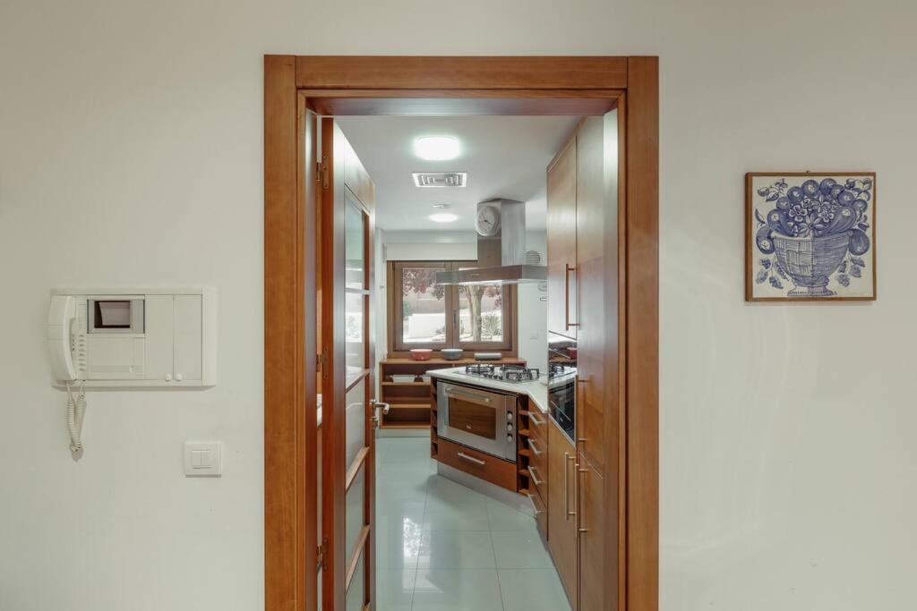 Charmoso Apartamento Sacavem Luaran gambar