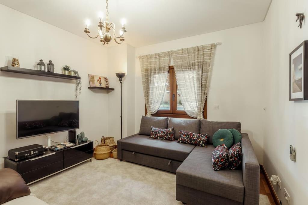Charmoso Apartamento Sacavem Luaran gambar