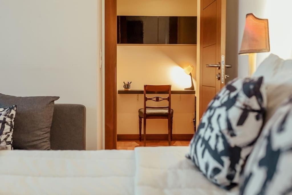 Charmoso Apartamento Sacavem Luaran gambar